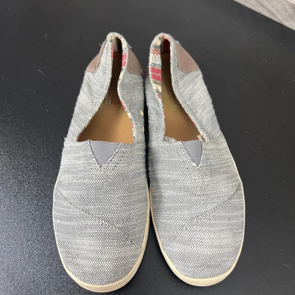 Toms Slip-On‎ Shoes Womens Size 8.5 Grayish Blue Textured Comfort Causal Beachy